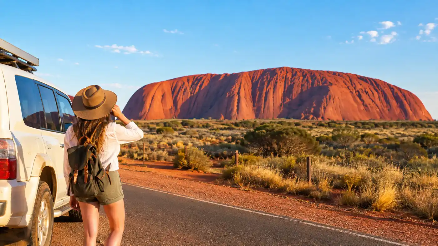 Como chegar ao Uluru: Voos, rotas de carro e transferências